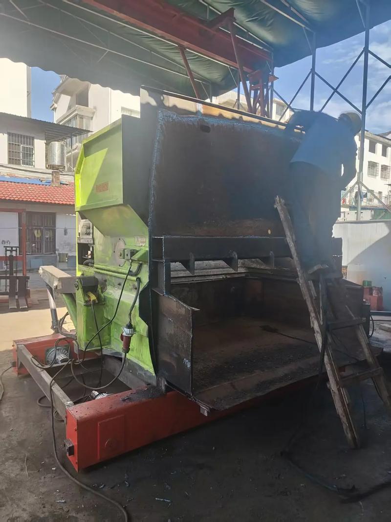 從承接到分離 垃圾壓縮站設(shè)備改造，效率翻倍之道